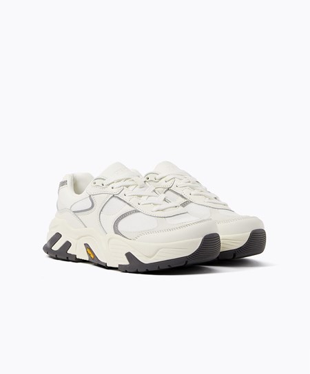 White Oysho Vibram® Xs Trek Trainers | VWPA94750