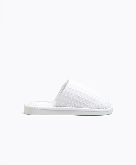White Oysho Waffle Slippers | JAZF89017